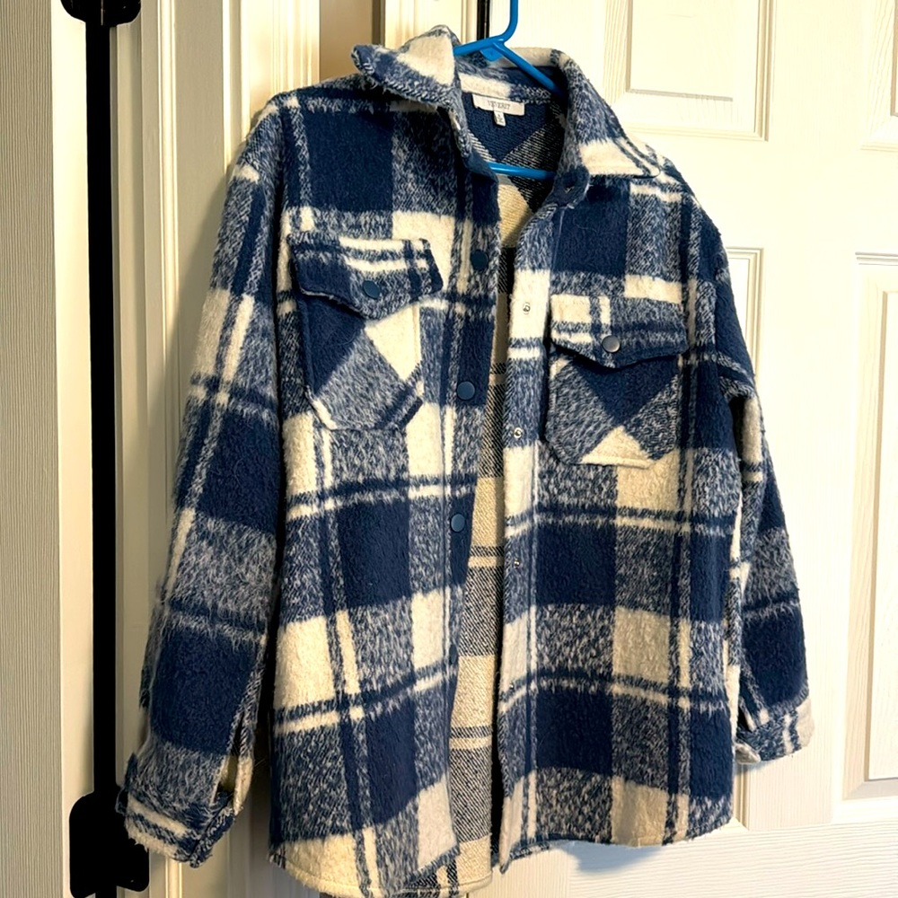 Vervet shacket with pockets